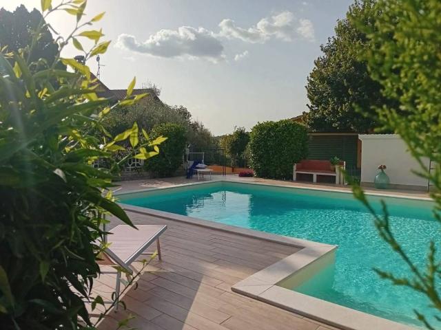 Villa Indipendente in vendita a Narni, Umbria