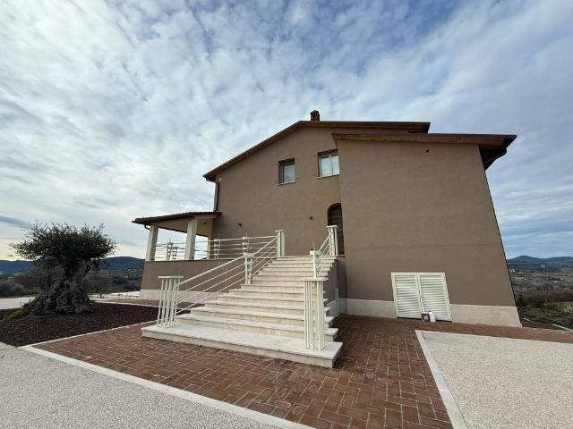 Villa Indipendente in vendita a Zona Industriale Sant'Anna, Narni