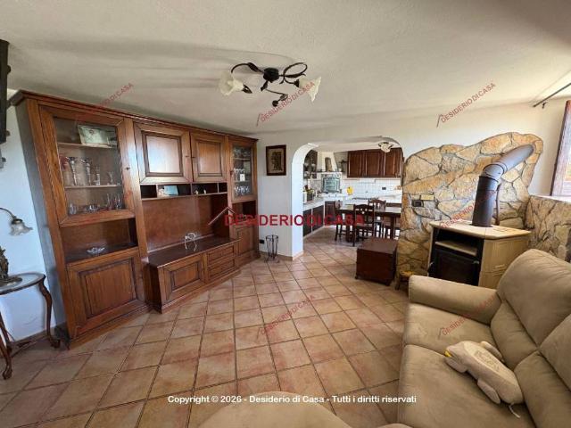 Villa Indipendente in vendita a Bazia, Naso