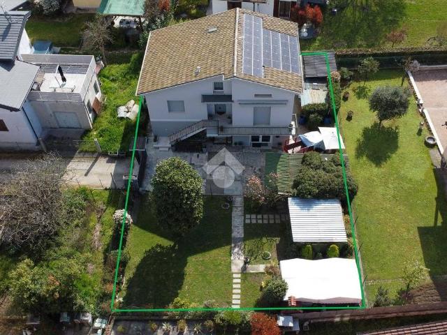 Villa Indipendente in vendita a Nave, Brescia