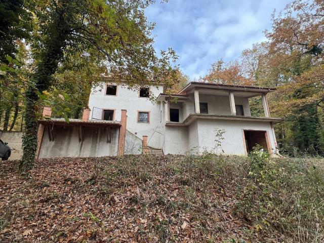 Villa Indipendente in vendita a Roma Capitale, Lazio