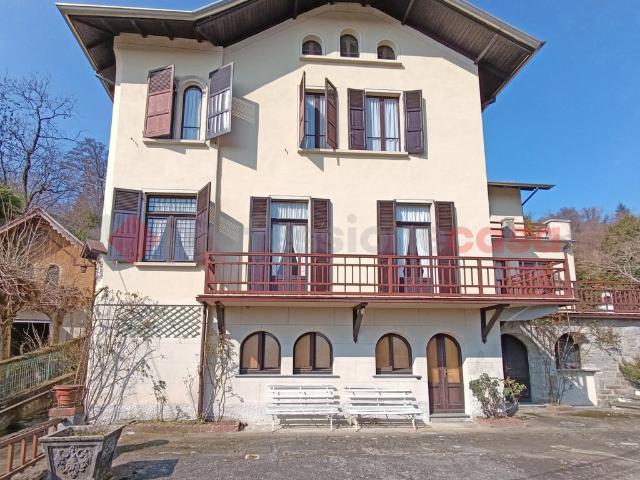 Villa Indipendente in vendita a Campiglia, Piemonte