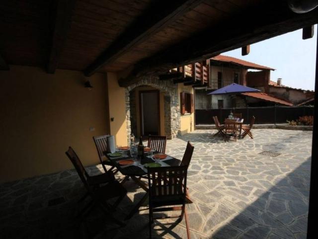 Villa Indipendente in vendita a Piemonte, Novara