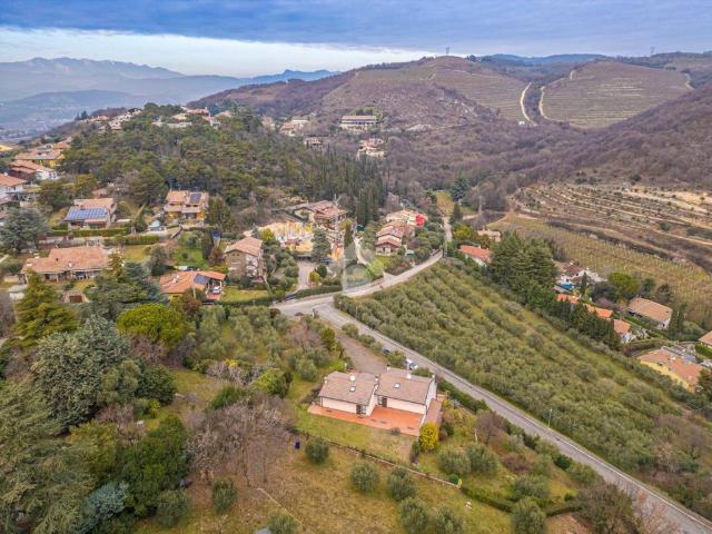 Villa Indipendente in vendita a Montericco, Negrar
