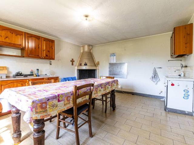 Villa Indipendente in vendita a Nembro, Lombardia