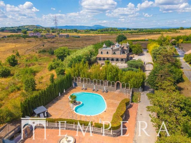 Villa Indipendente in vendita a Nepi, Lazio