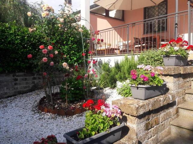 Villa Indipendente in vendita a Nepi, Lazio
