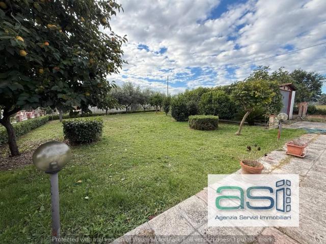 Villa Indipendente in vendita a Unione dei Comuni della Val Vibrata, Nereto