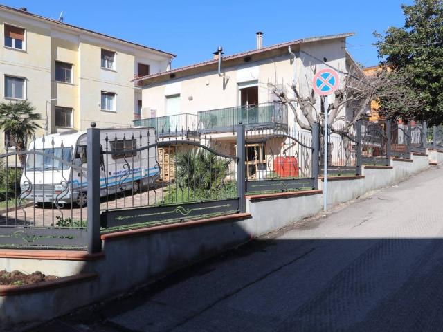 Villa Indipendente in vendita a Unione dei Comuni della Val Vibrata, Nereto