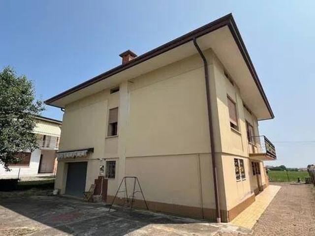 Villa Indipendente in vendita a Sovilla, Nervesa Della Battaglia