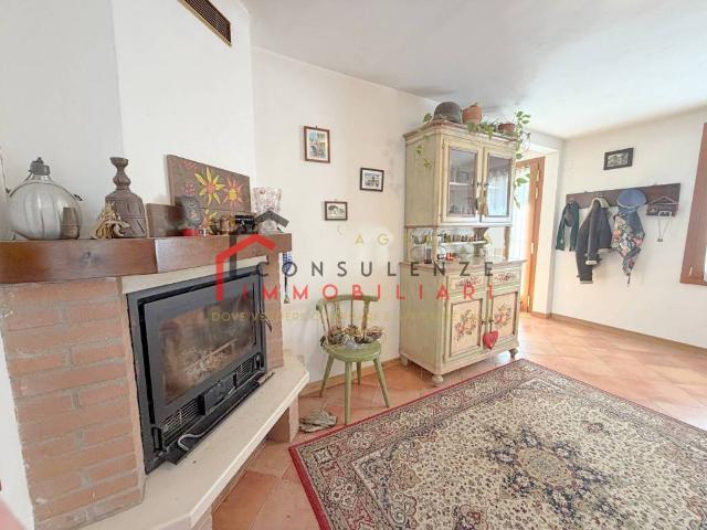 Villa Indipendente in vendita a Nervesa Della Battaglia, Veneto