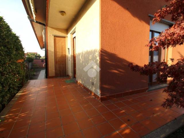Villa Indipendente in vendita a Nerviano, Lombardia