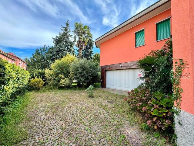Villa Indipendente in vendita a Cantone, Nerviano