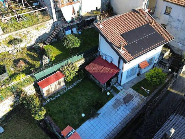 Villa Indipendente in vendita a Nesso, Lombardia