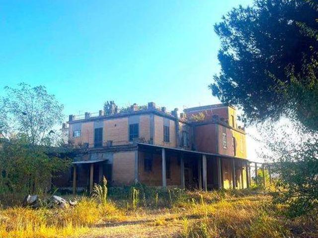 Villa Indipendente in vendita a Tre Cancelli, Roma Capitale
