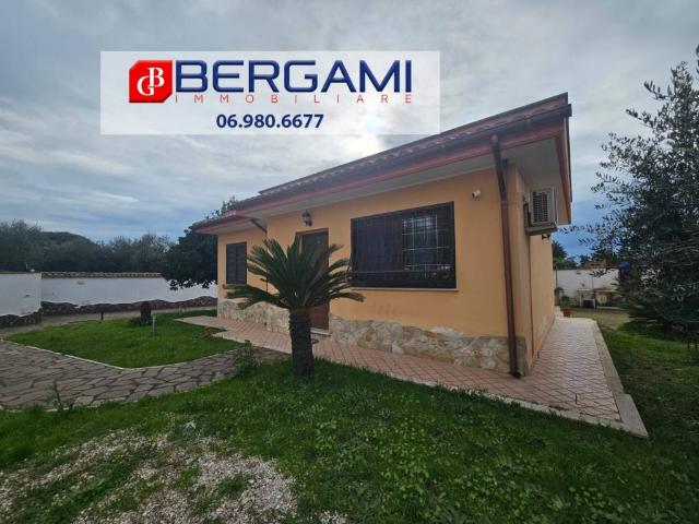 Villa Indipendente in vendita a Roma Capitale, Lazio