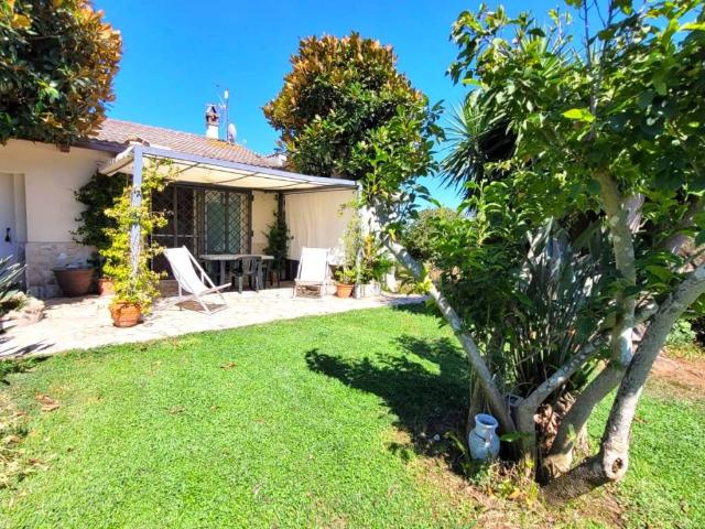 Villa Indipendente in vendita a Ospedaletto, Roma Capitale