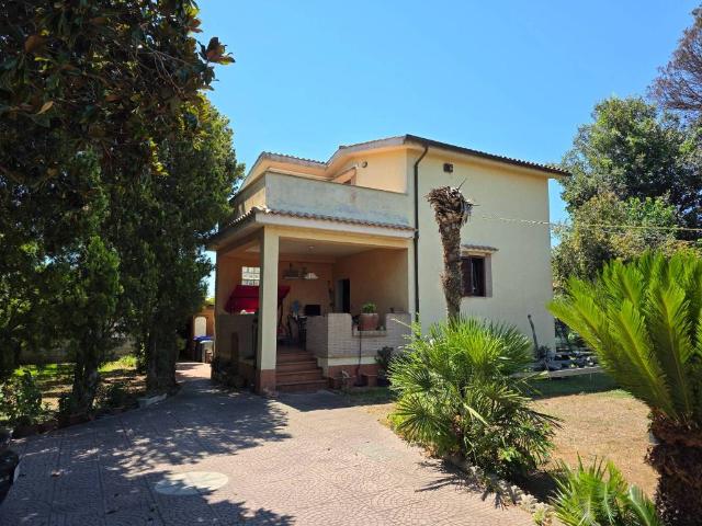 Villa Indipendente in vendita a Cretarossa, Roma Capitale
