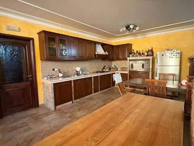 Villa Indipendente in vendita a Ospedaletto, Roma Capitale