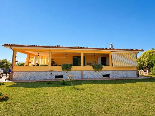 Villa Indipendente in vendita a Roma Capitale, Lazio