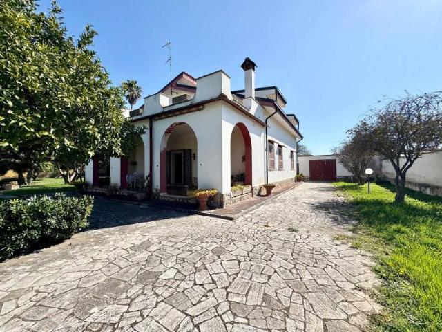 Villa Indipendente in vendita a Roma Capitale, Lazio