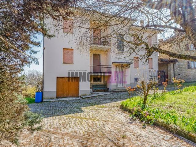 Villa Indipendente in vendita a Neviano Degli Arduini, Reggio Emilia
