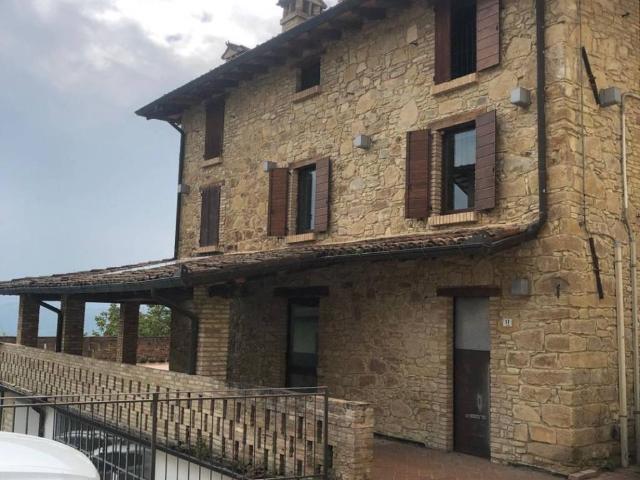 Villa Indipendente in vendita a Neviano Degli Arduini, Reggio Emilia