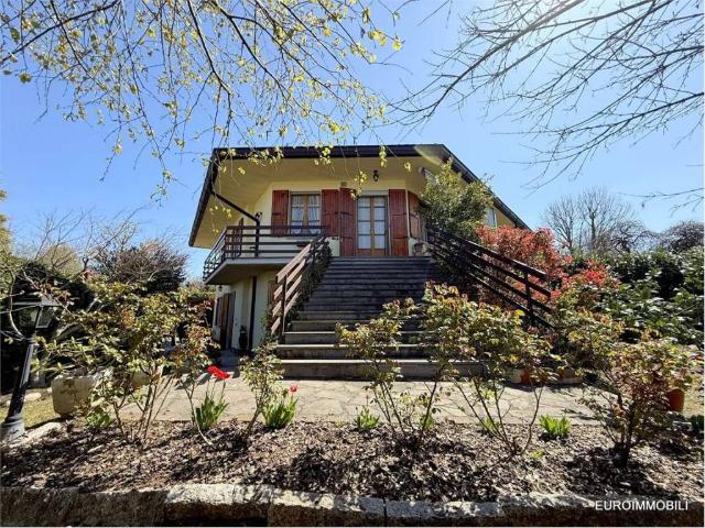 Villa Indipendente in vendita a Neviano Degli Arduini, Reggio Emilia