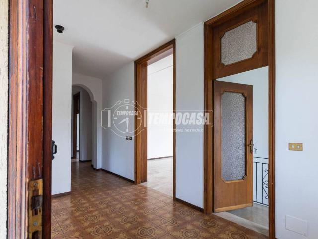 Villa Indipendente in vendita a Nibionno, Lombardia