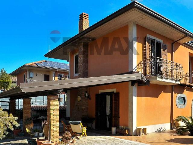 Villa Indipendente in vendita a Ragala, Mascalucia