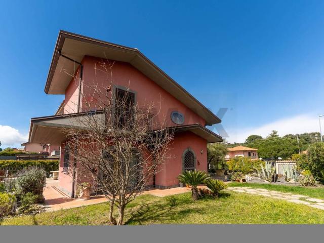 Villa Indipendente in vendita a Ragala, Nicolosi