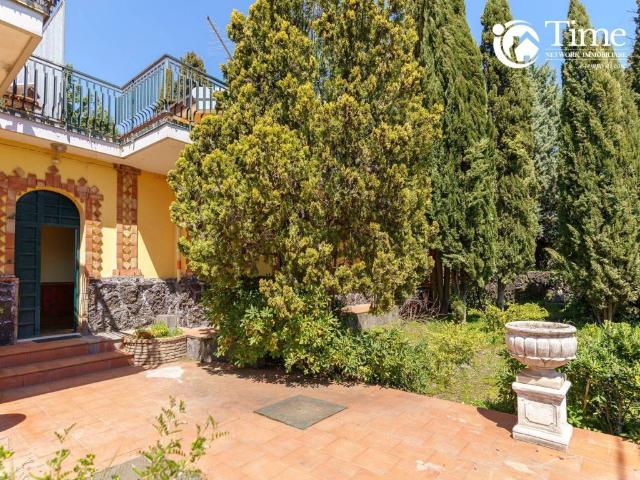Villa Indipendente in vendita a Ragala, Nicolosi