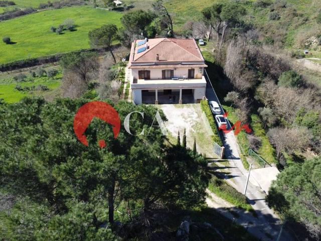 Villa Indipendente in vendita a Nicosia, Sicilia
