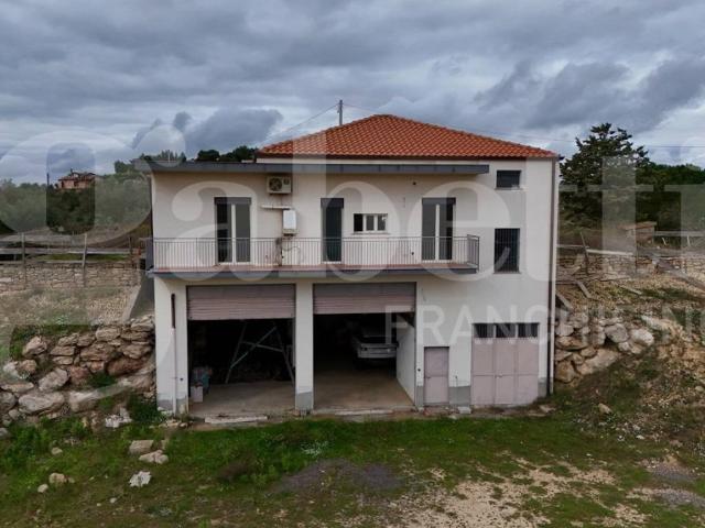 Villa Indipendente in vendita a Nissoria, Sicilia
