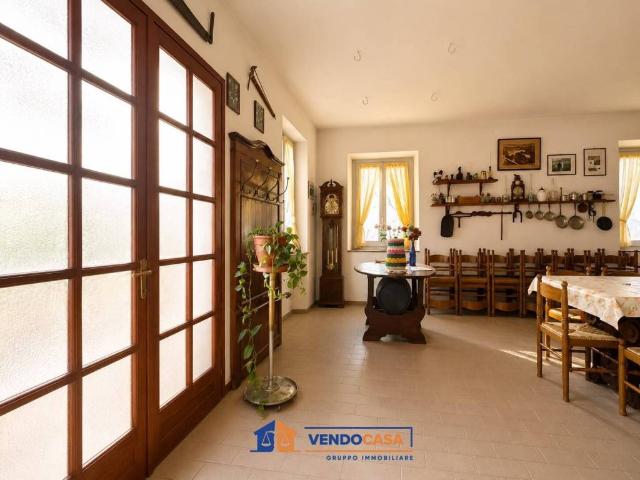 Villa Indipendente in vendita a Piemonte, Asti