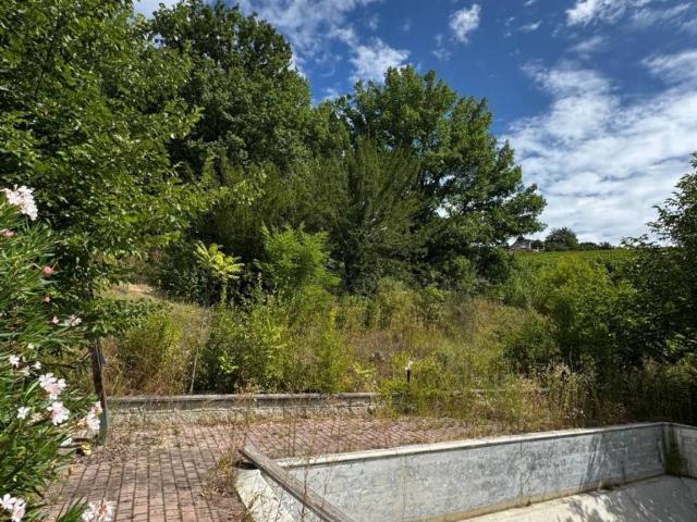 Villa Indipendente in vendita a Piemonte, Asti