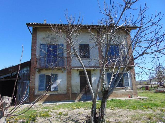 Villa Indipendente in vendita a Piemonte, Asti