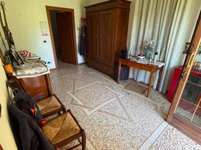 Villa Indipendente in vendita a Noale, Veneto