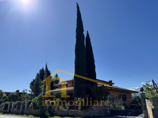 Villa Indipendente in vendita a Collina, Nocciano