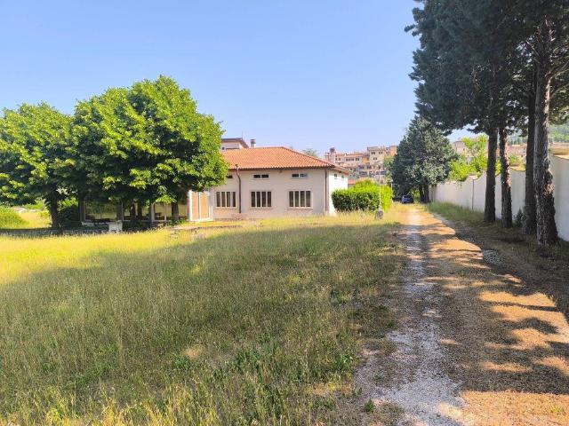 Villa Indipendente in vendita a Nocera Umbra, Umbria