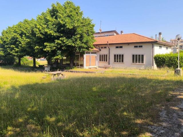 Villa Indipendente in vendita a Nocera Umbra, Umbria