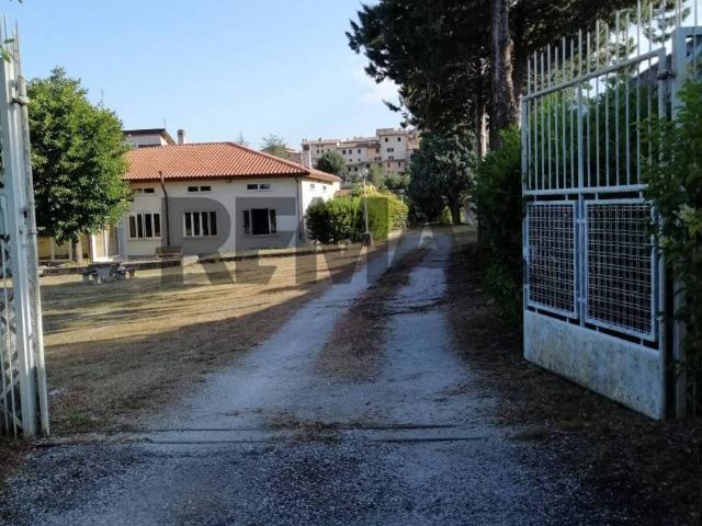 Villa Indipendente in vendita a Nocera Umbra, Umbria