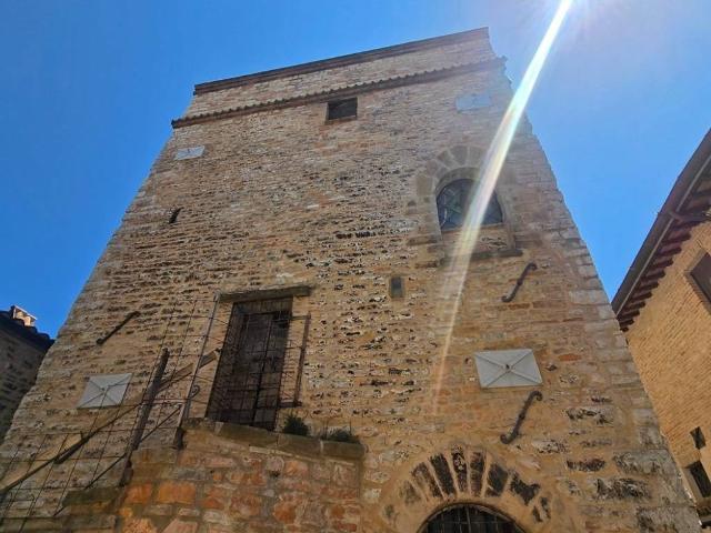 Villa Indipendente in vendita a Gaifana-Colle, Nocera Umbra