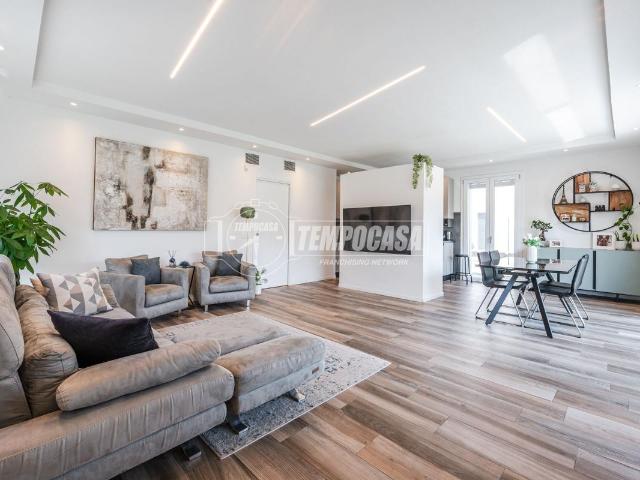 Villa Indipendente in vendita a Noceto, Reggio Emilia