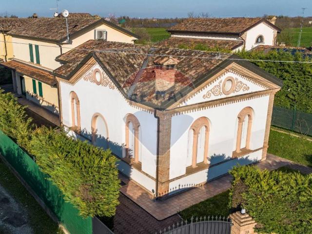 Villa Indipendente in vendita a Noceto, Reggio Emilia