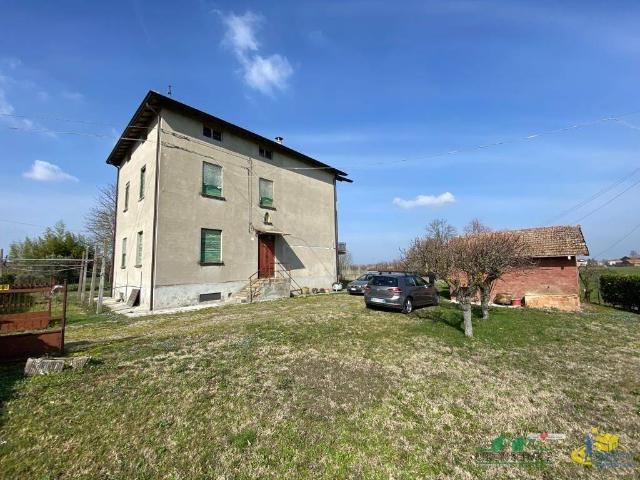 Villa Indipendente in vendita a Noceto, Reggio Emilia