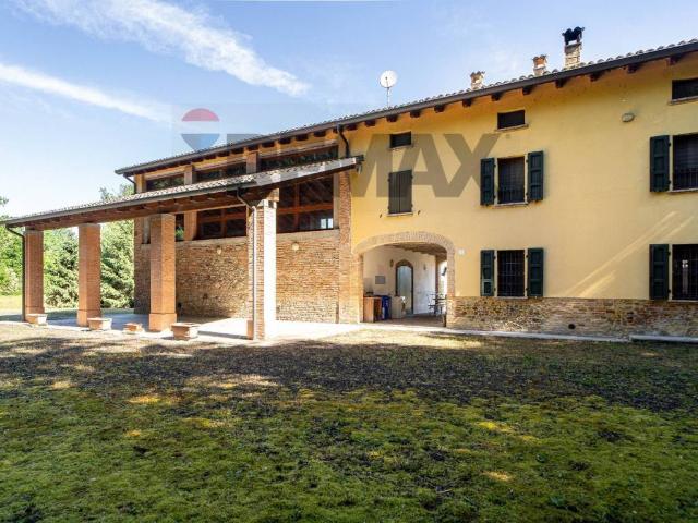 Villa Indipendente in vendita a Noceto, Reggio Emilia