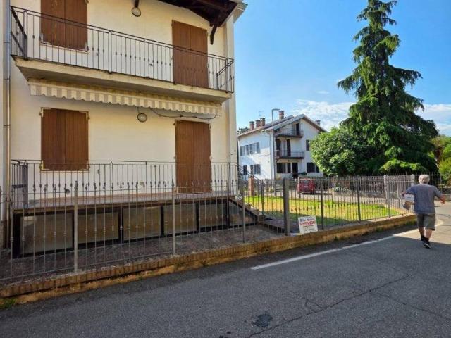 Villa Indipendente in vendita a Ponte Taro, Noceto