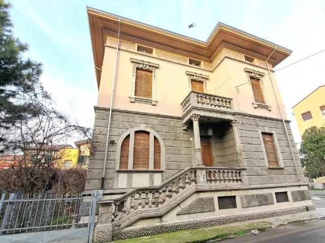 Villa Indipendente in vendita a Noceto, Reggio Emilia
