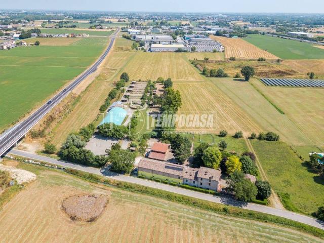 Villa Indipendente in vendita a Case Belicchi, Noceto